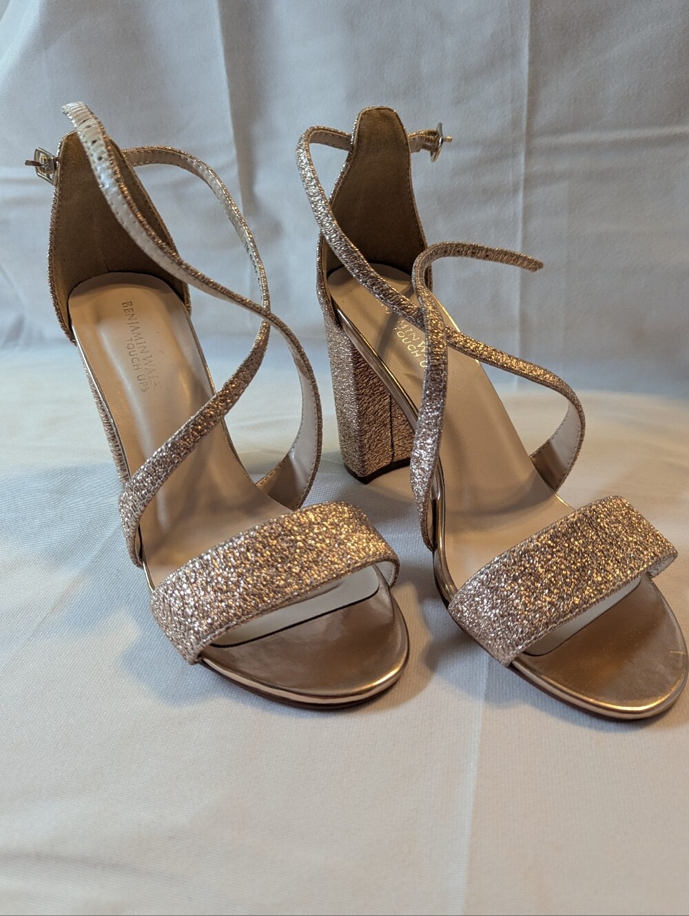 Ladies Touch Ups By Benjamin Walk Rose Gold Micah Sandle Size 7